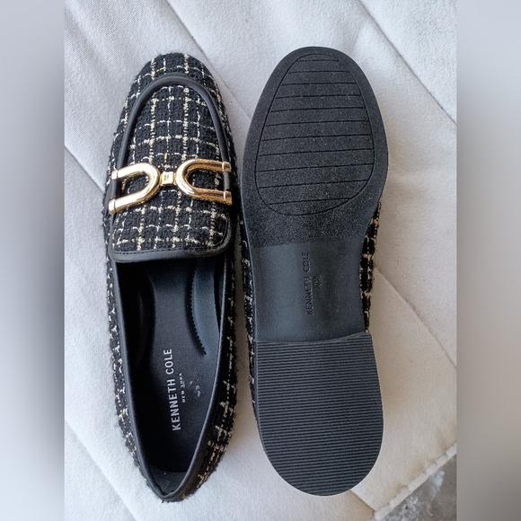 NWOT Kenneth Cole Black Plaid and Gold Women's Loafers_10 - Picture 5 of 6